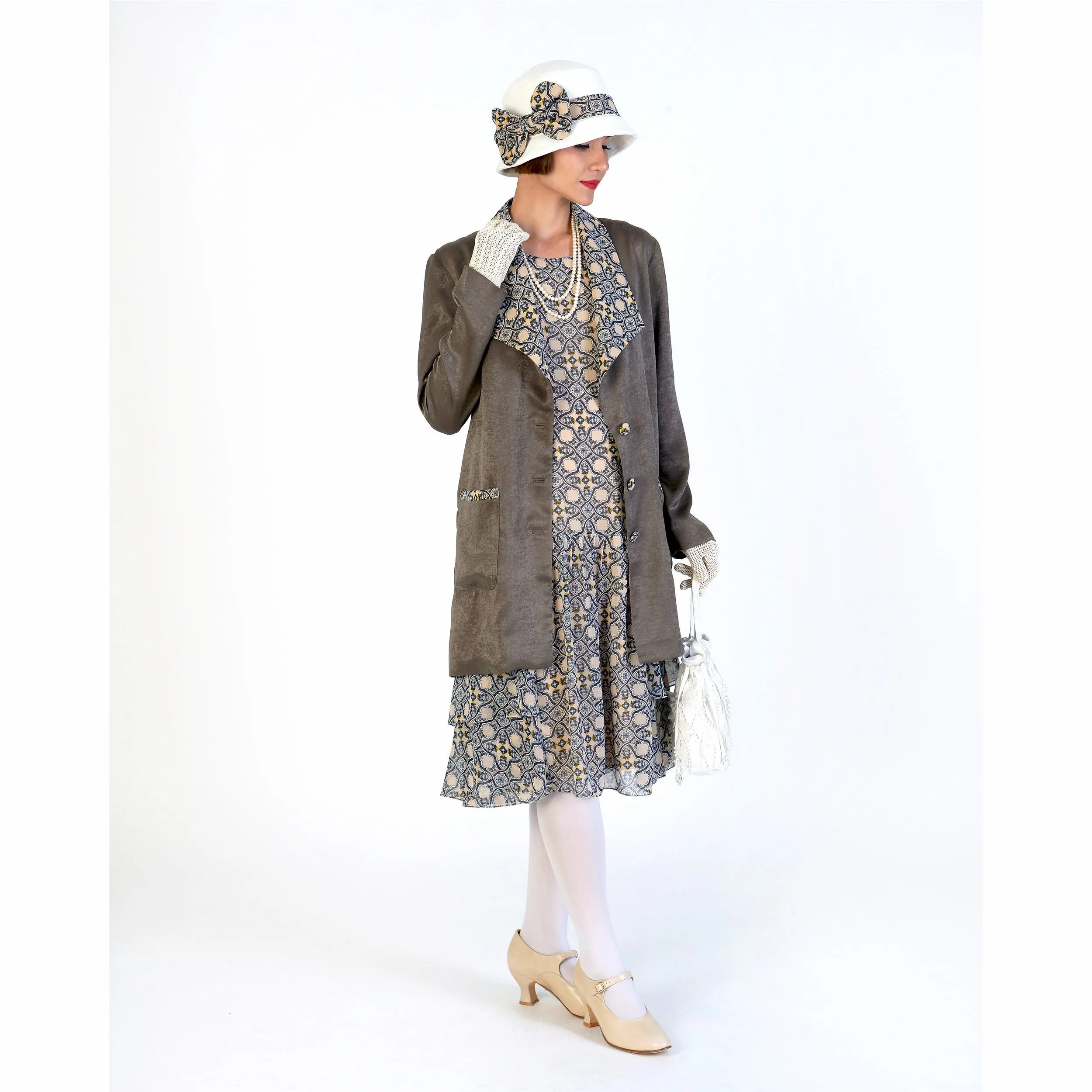 1920s Gatsby dress of chiffon with tiered skirt and tile pattern print
