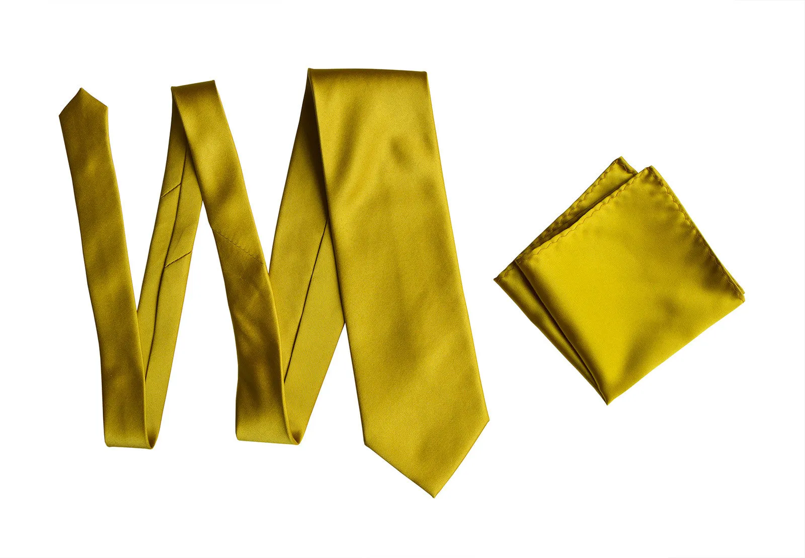 Gold Necktie. Medium Yellow Solid Color Satin Finish Tie, No Print