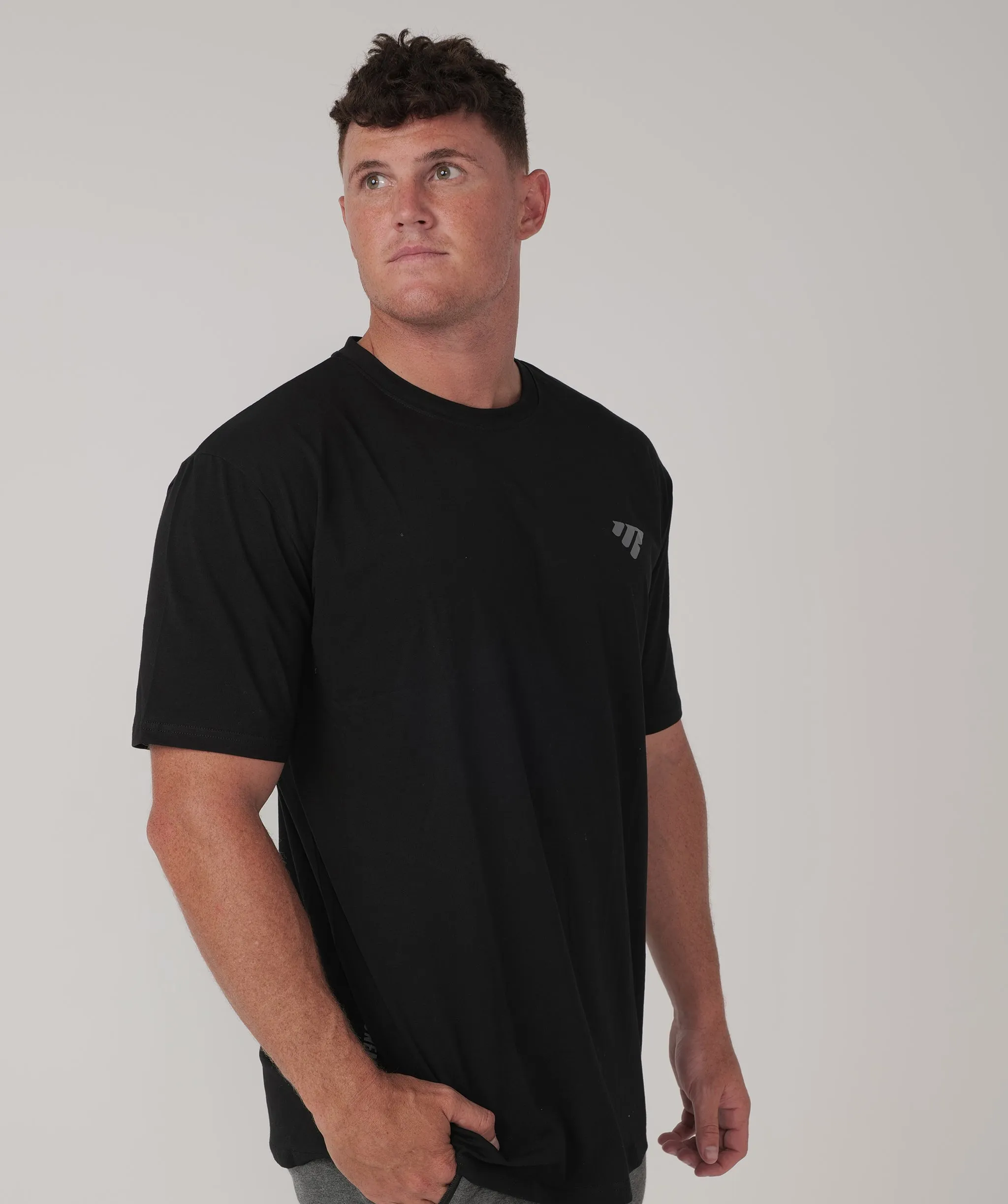 Iconic Balance Tee Black