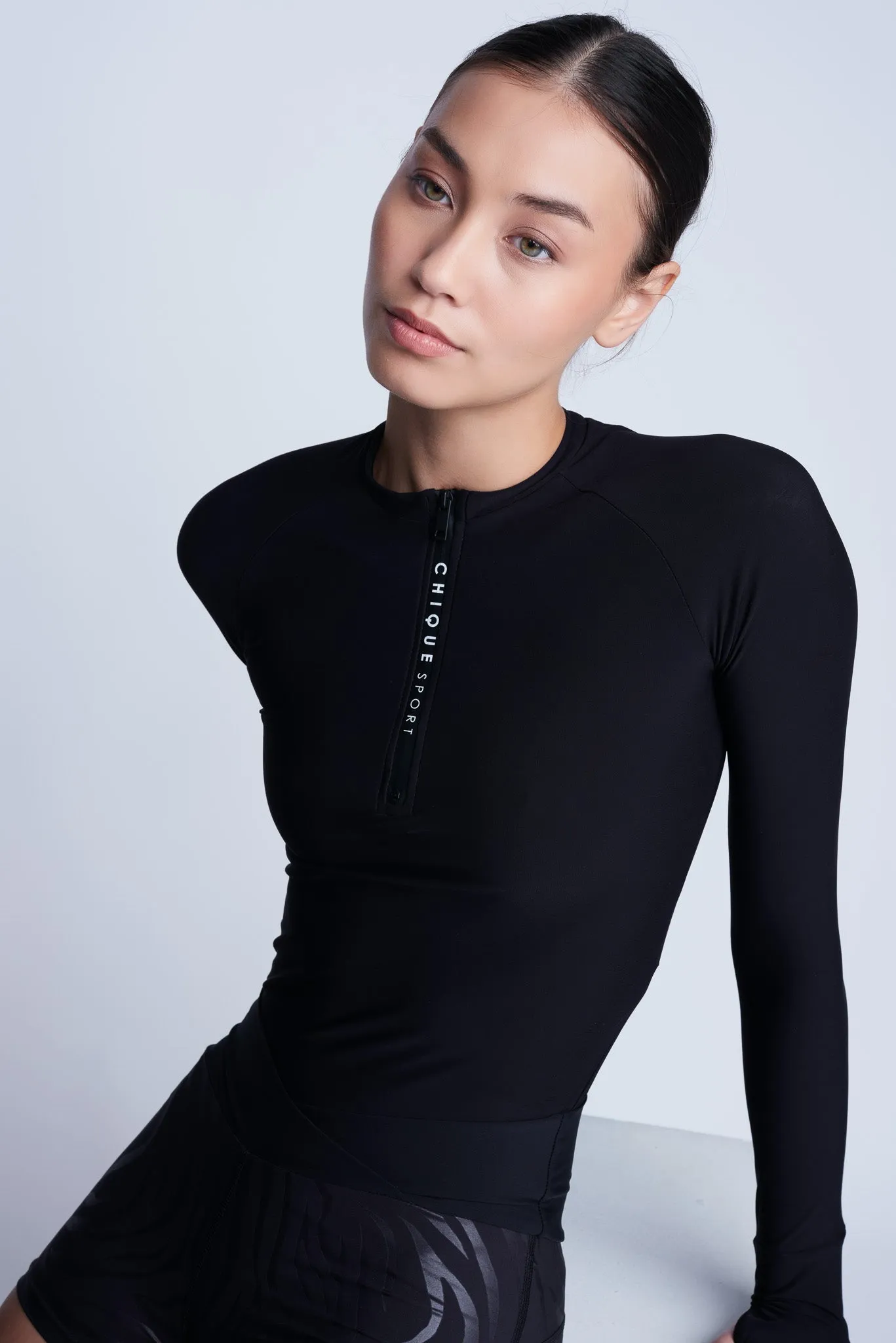 Iconic Half-Zip Top in Black