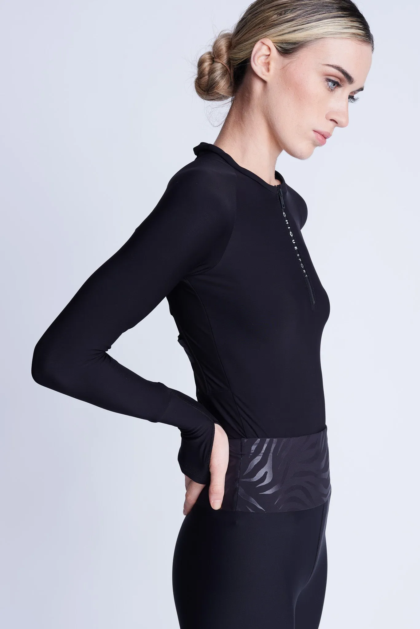 Iconic Half-Zip Top in Black