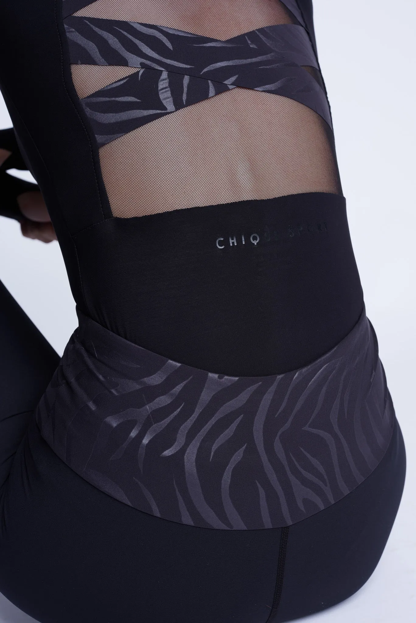 Iconic Half-Zip Top in Black