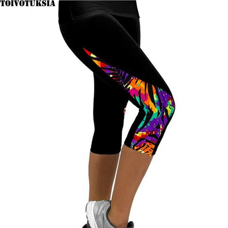 Lara Holmes Capri Leggings