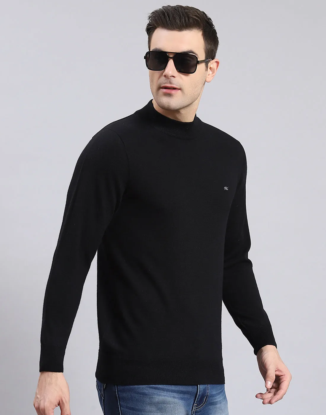 Men Black Solid Turtle Neck Full Sleeve Pullover