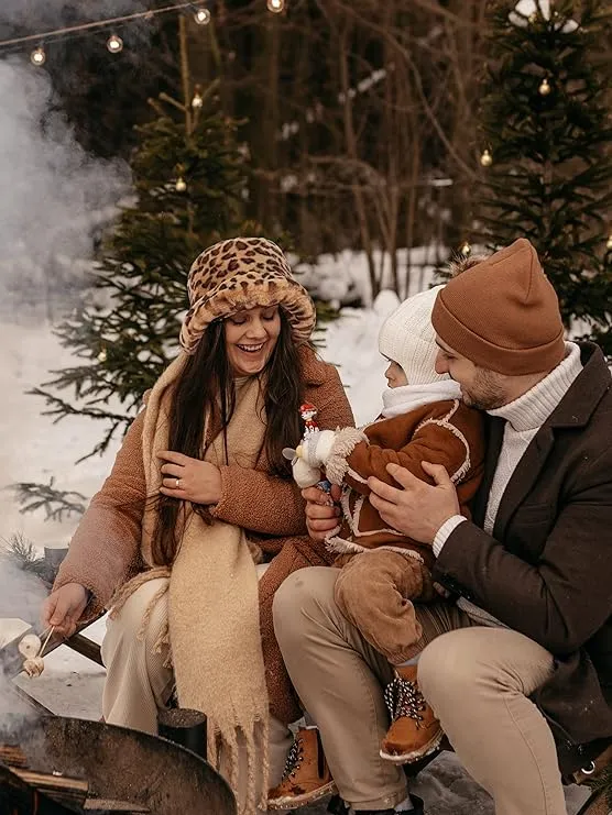Oxford Chic Faux Fur White Winter Bucket Hat