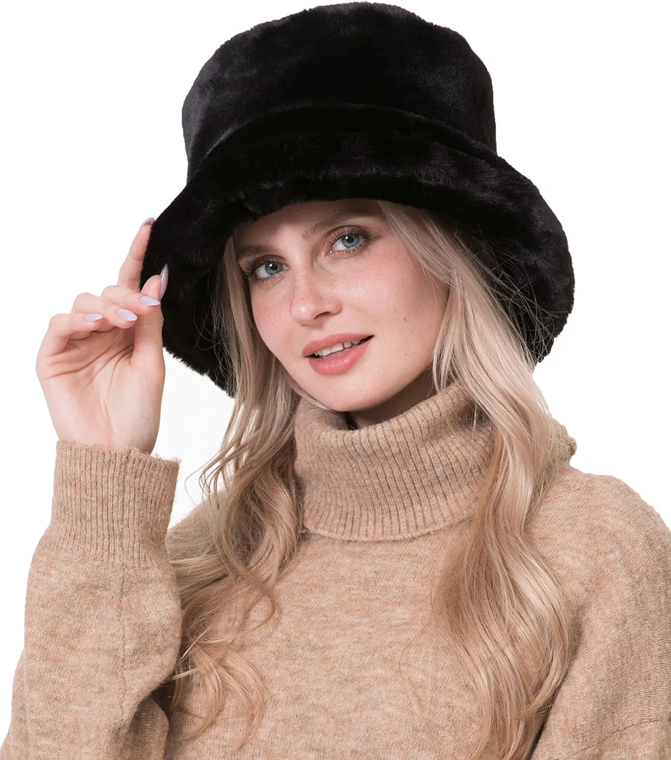 Oxford Chic Faux Fur White Winter Bucket Hat