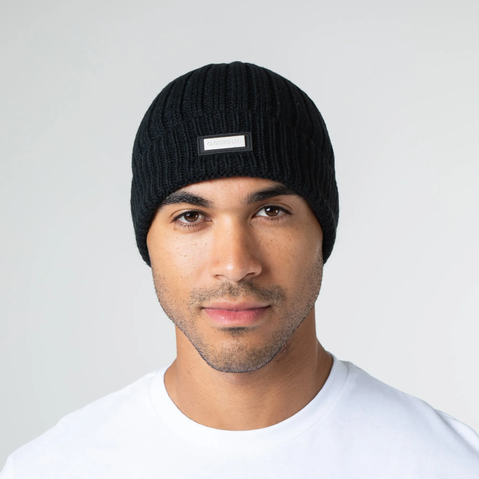 Smart Metal Badge Beanie | Black