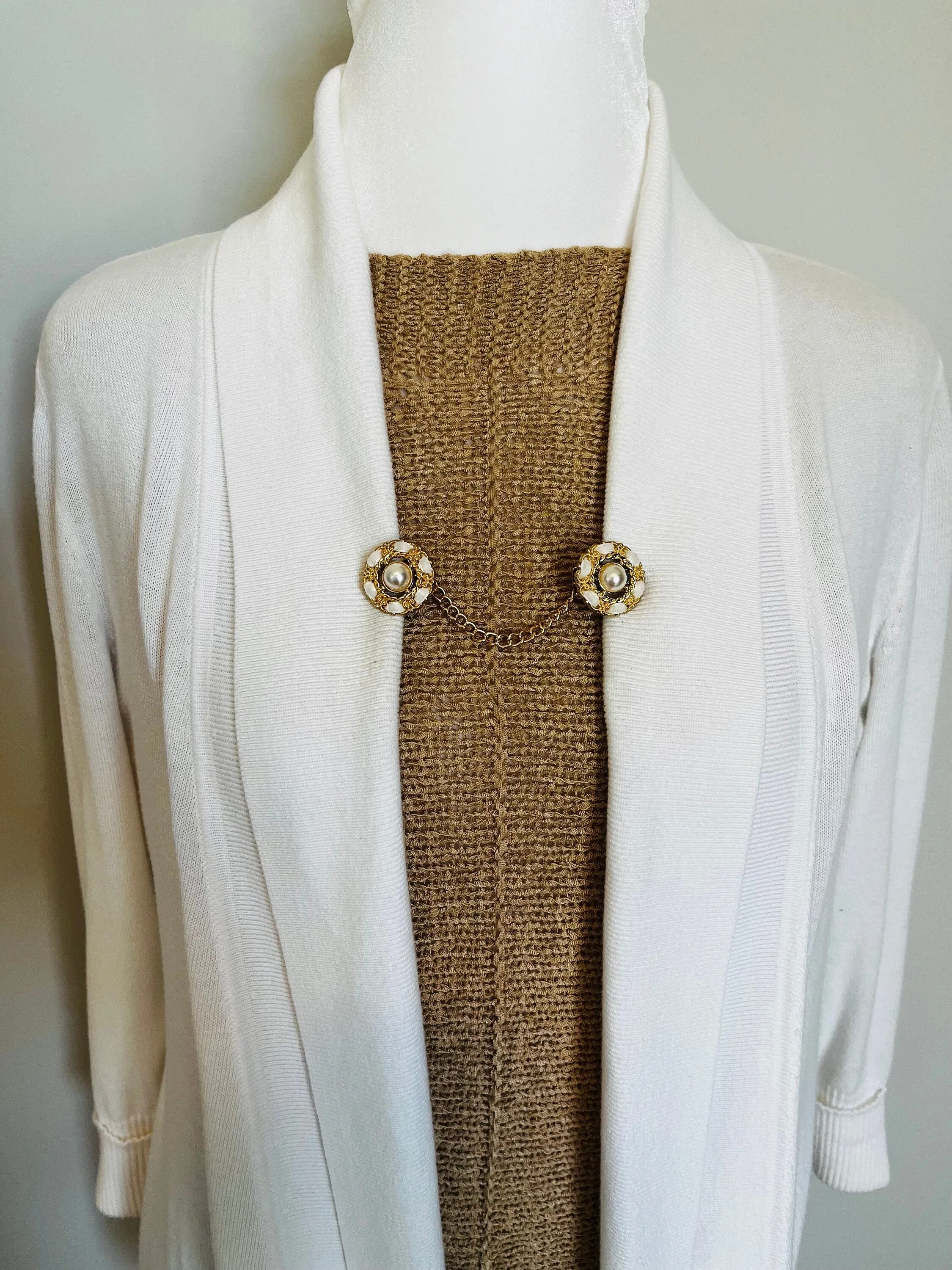 Sweater Clips Round Pearl Sweater Clip Rhinestone Cardigan Clasp Cosplay Chain Clasps Wedding Gift for Mom Gifts for Her by Fabulici