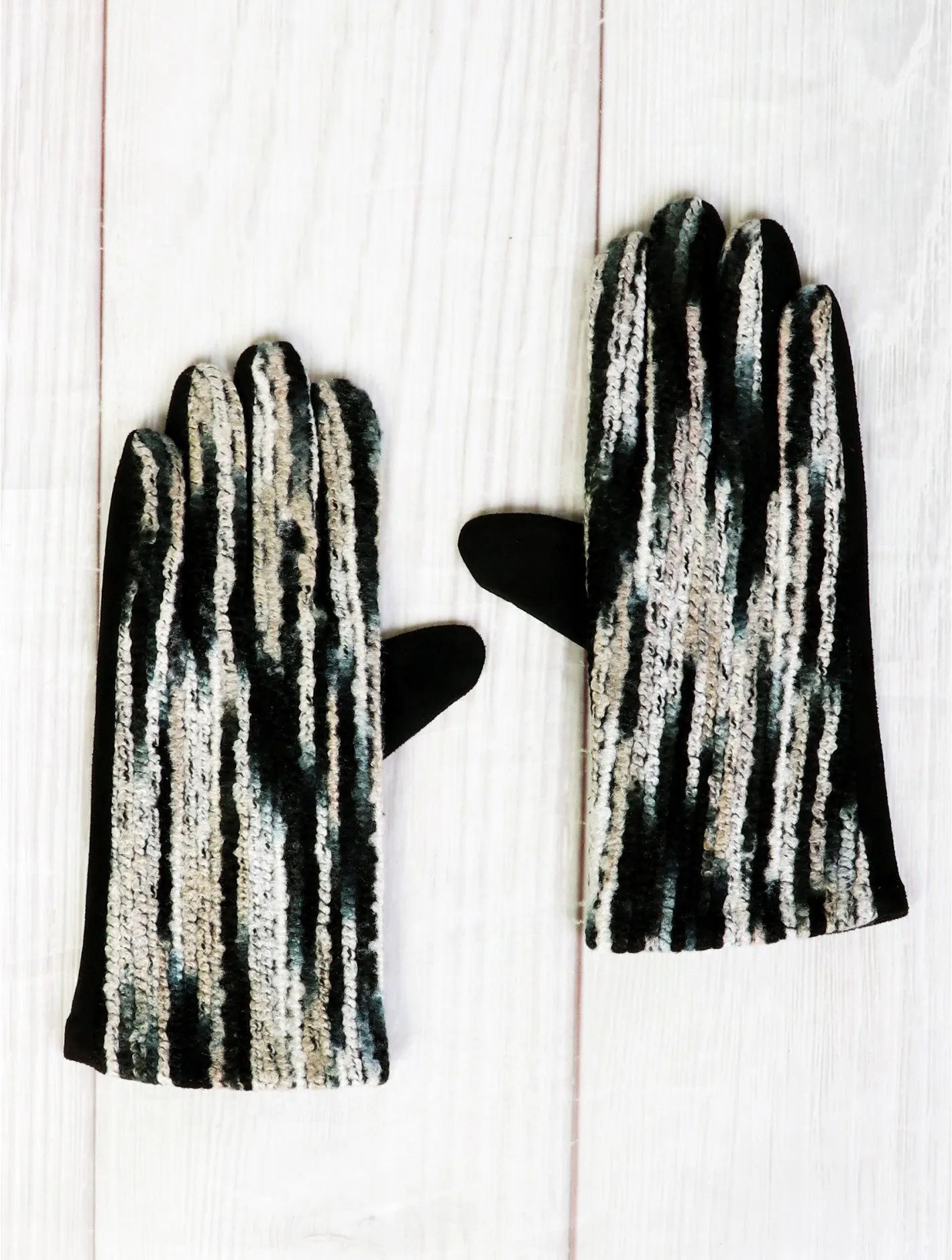 Vibrant Top-Stitched Gloves