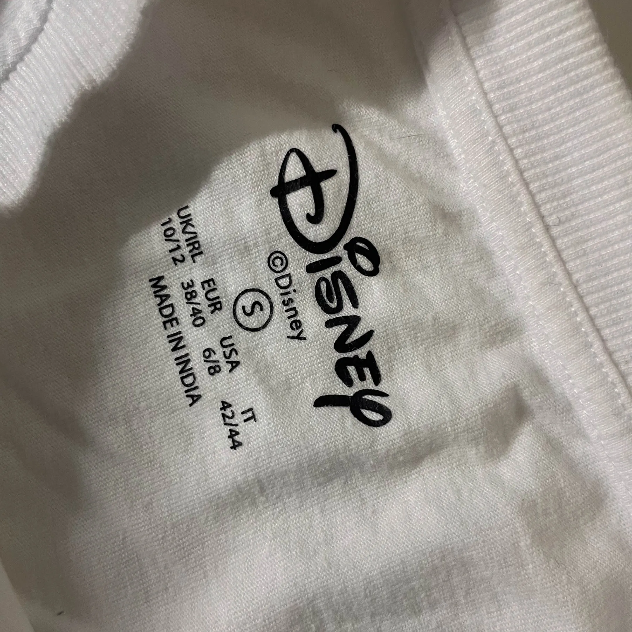 Vintage Disney women mickey mouse print white small tees| W 19 L 24| SKU 3713