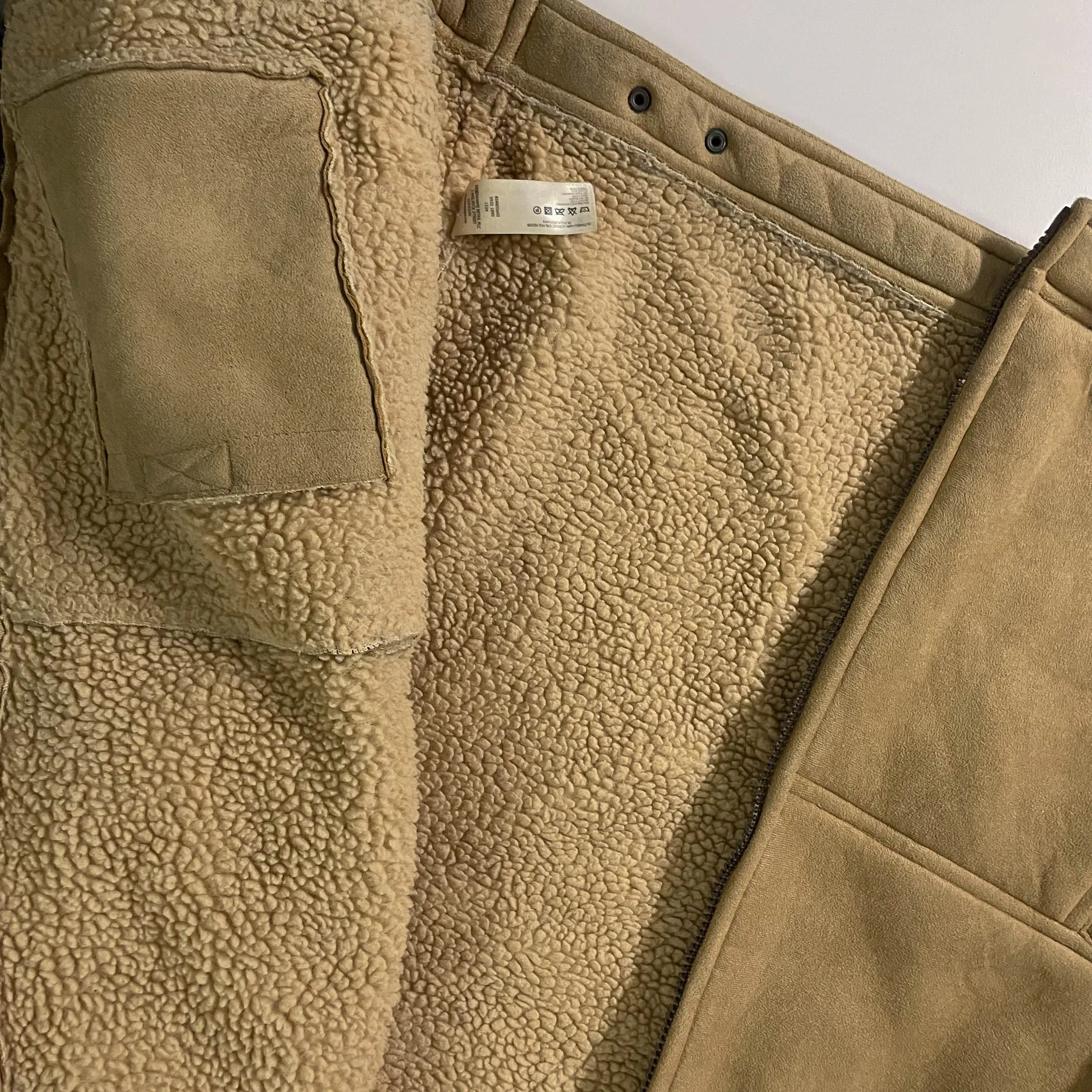 Vintage Men's Maine New England Faux Suede cream full zip jacket in M