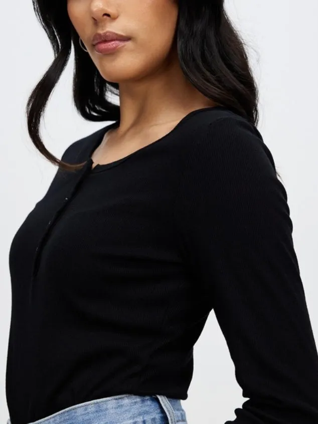 Women's Classic-Fit Long-Sleeve Crewneck Black T-Shirt by Kaja Clothing -Gaia Top